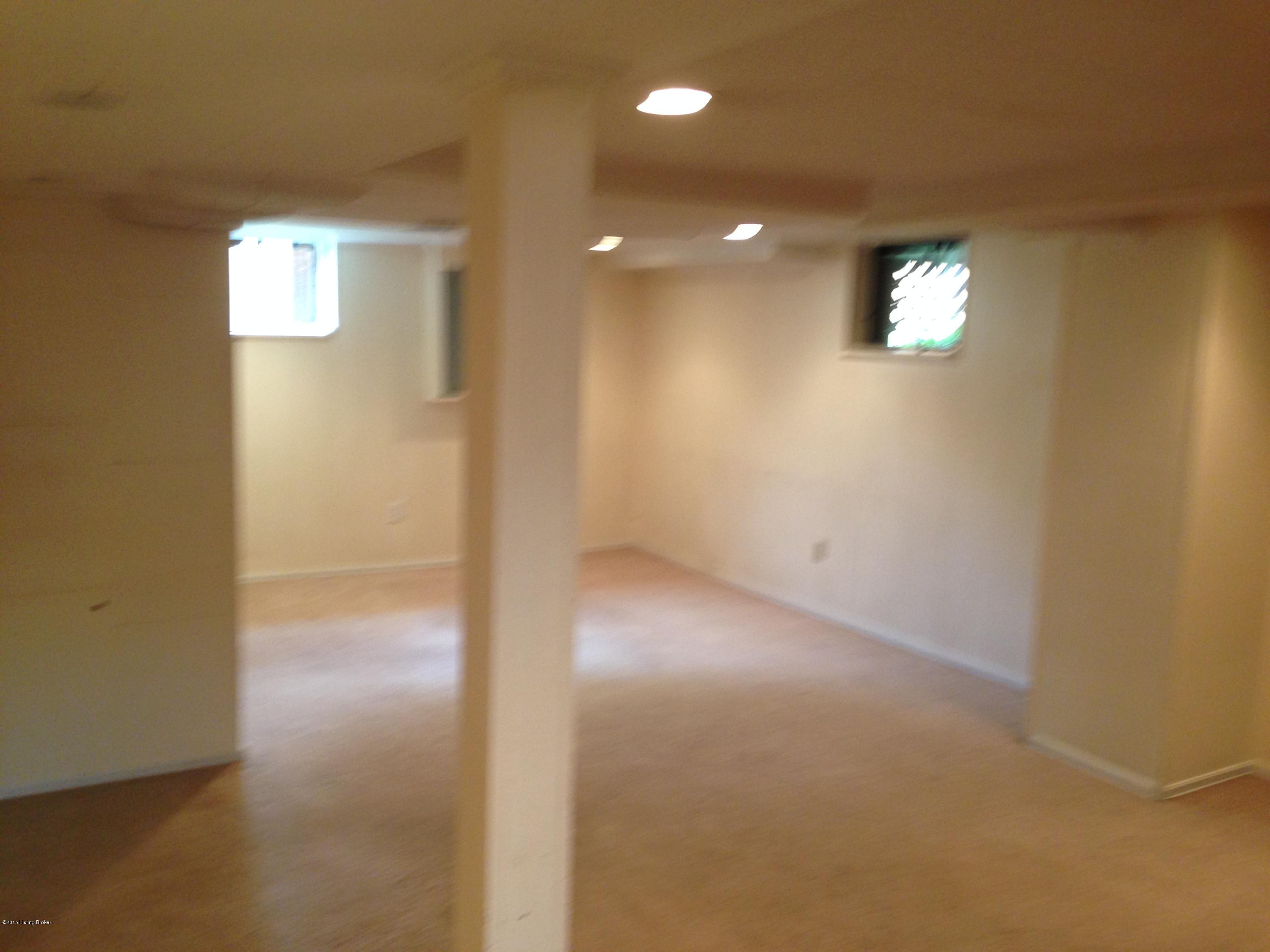 3703 Hughes Road Louisville, KY 40207 - Photo 19 of 32 IMG_7835