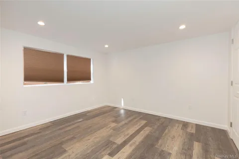 $649,000 | 10 Sharon Drive, East Patchogue, NY 11772