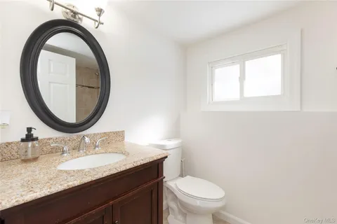 $649,000 | 10 Sharon Drive, East Patchogue, NY 11772