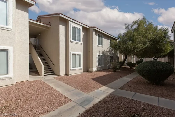 $1,300 | 7300 West Pirates Cove Road, Unit 2014, Las Vegas, NV 89145