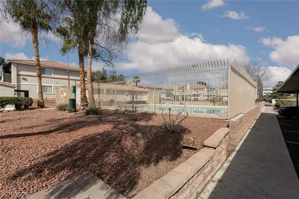 $1,300 | 7300 West Pirates Cove Road, Unit 2014, Las Vegas, NV 89145