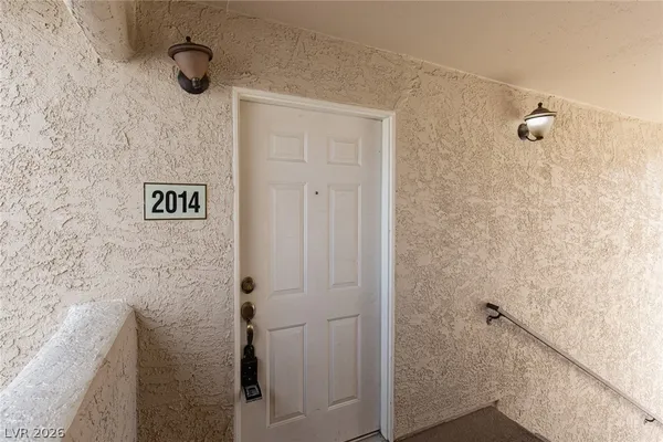$1,300 | 7300 West Pirates Cove Road, Unit 2014, Las Vegas, NV 89145