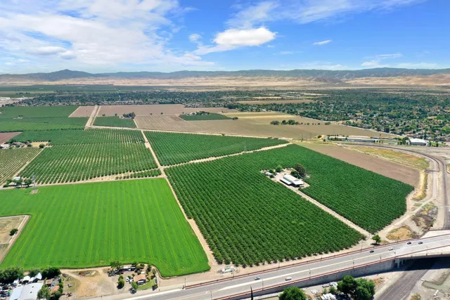 $6,152,000 | 24759 South Chrisman Road, Tracy, CA 95304