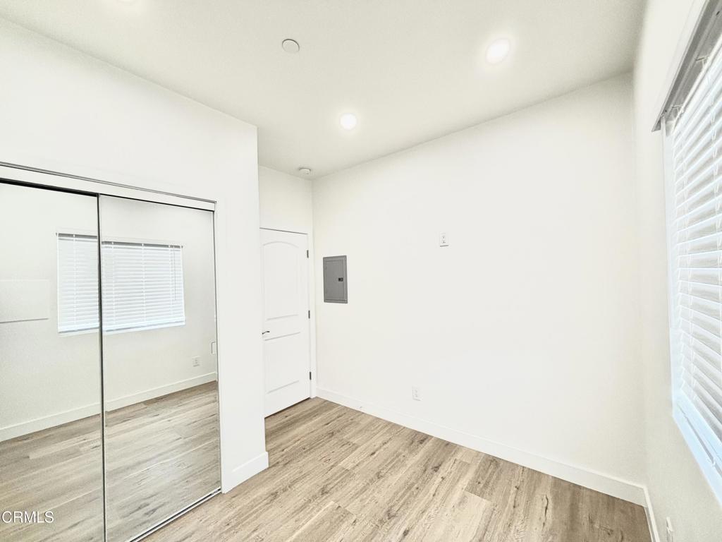 351 Huerta Street, Unit 2 Oxnard, CA 93030 - Photo 10 of 19