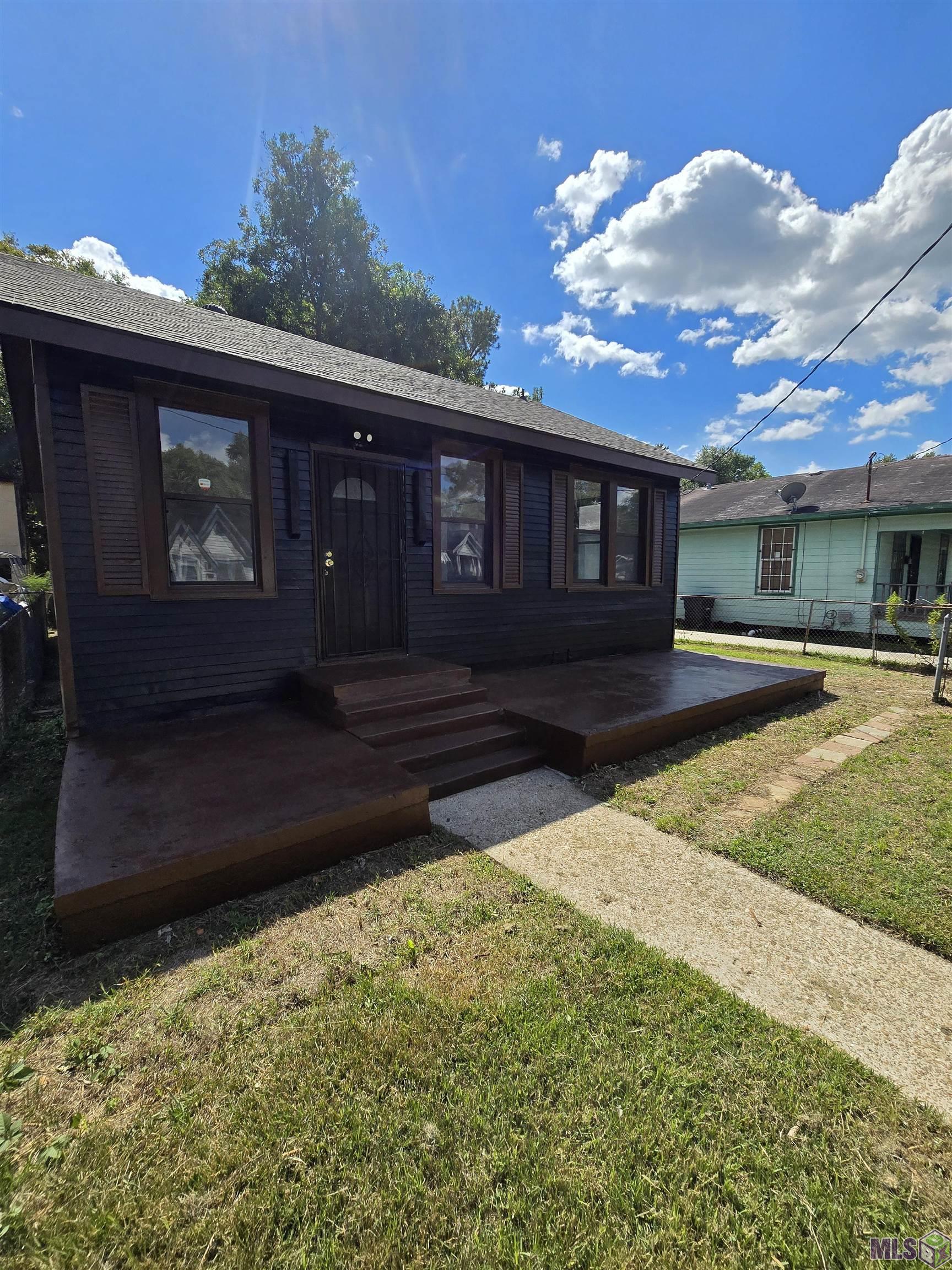 2908 Adams Avenue Baton Rouge, LA 70802 - Photo 2 of 10 Gallery Image 2