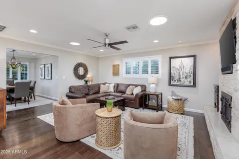 $1,495,000 | 502 East Kaler Drive, Phoenix, AZ 85020