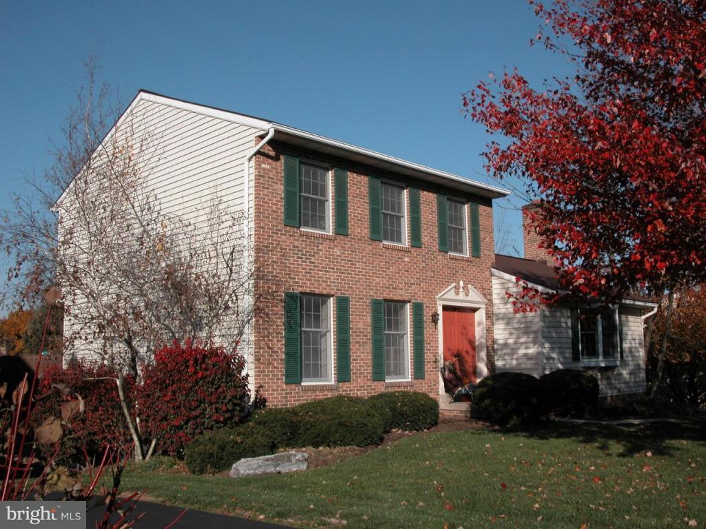 640 Candlewyck Road, Unit 16 Lancaster, PA 17601 - Photo 1 of 38 Gallery Image 1