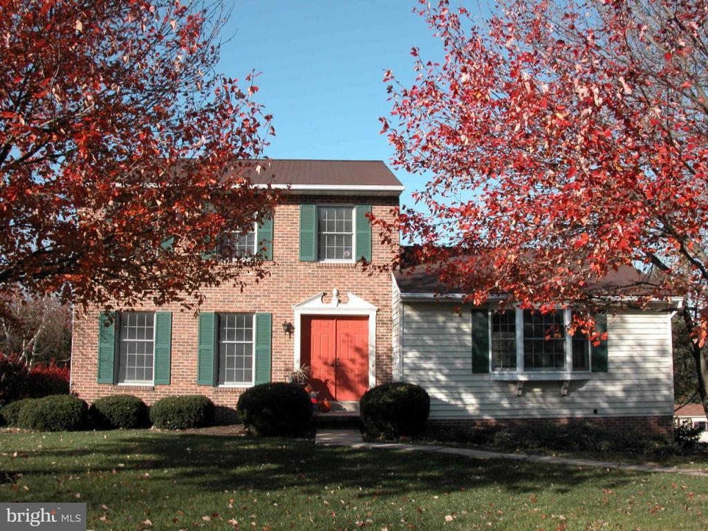 640 Candlewyck Road, Unit 16 Lancaster, PA 17601 - Photo 2 of 38 Gallery Image 2