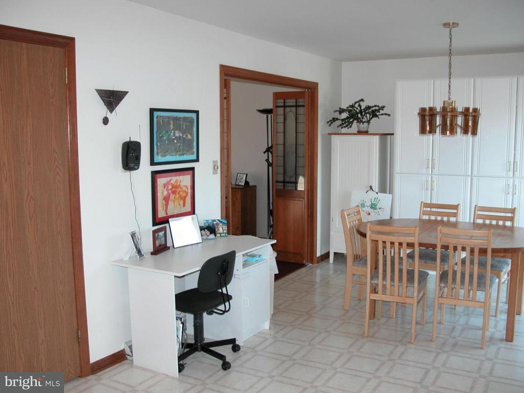 640 Candlewyck Road, Unit 16 Lancaster, PA 17601 - Photo 15 of 38 Gallery Image 15