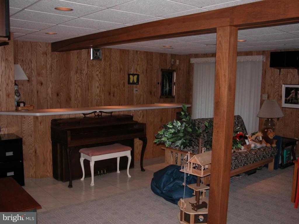 640 Candlewyck Road, Unit 16 Lancaster, PA 17601 - Photo 27 of 38 Gallery Image 27