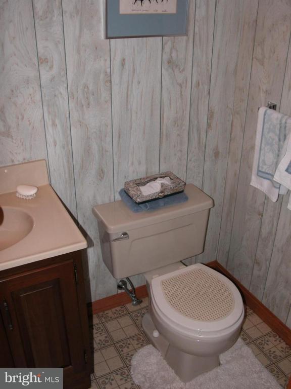 640 Candlewyck Road, Unit 16 Lancaster, PA 17601 - Photo 30 of 38 Gallery Image 30