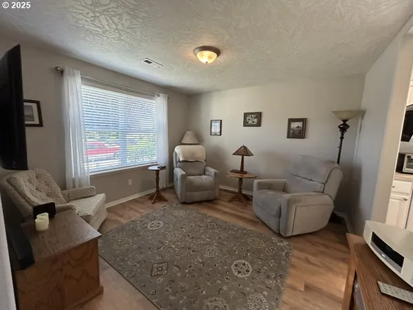 $485,000 | 736 Kelsey Loop, Molalla, OR 97038