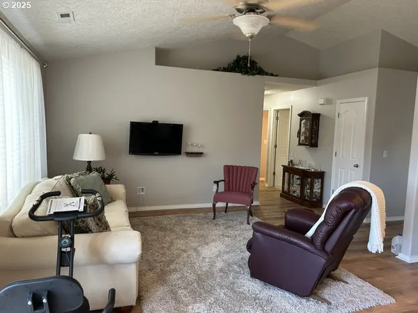 $485,000 | 736 Kelsey Loop, Molalla, OR 97038