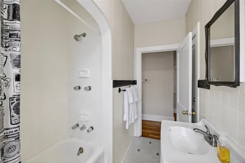 $505,000 | 3315 Rogers Avenue, Fort Worth, TX 76109