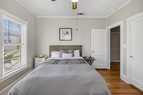 $505,000 | 3315 Rogers Avenue, Fort Worth, TX 76109