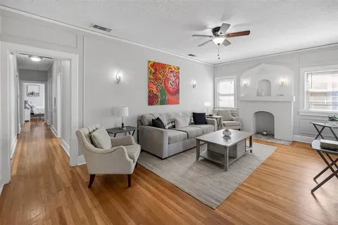 $505,000 | 3315 Rogers Avenue, Fort Worth, TX 76109