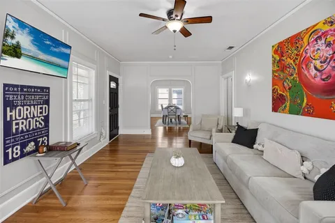 $505,000 | 3315 Rogers Avenue, Fort Worth, TX 76109