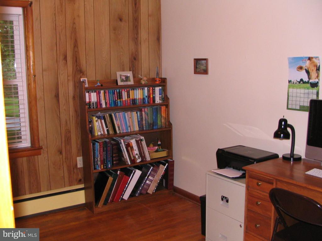 702 Prospect Road Columbia, PA 17512 - Photo 12 of 25 Gallery Image 12