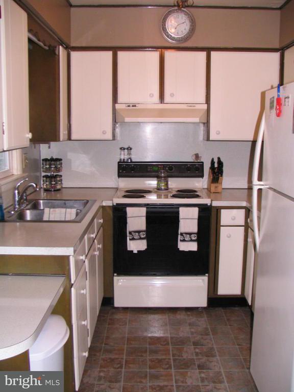 702 Prospect Road Columbia, PA 17512 - Photo 8 of 25 Gallery Image 8