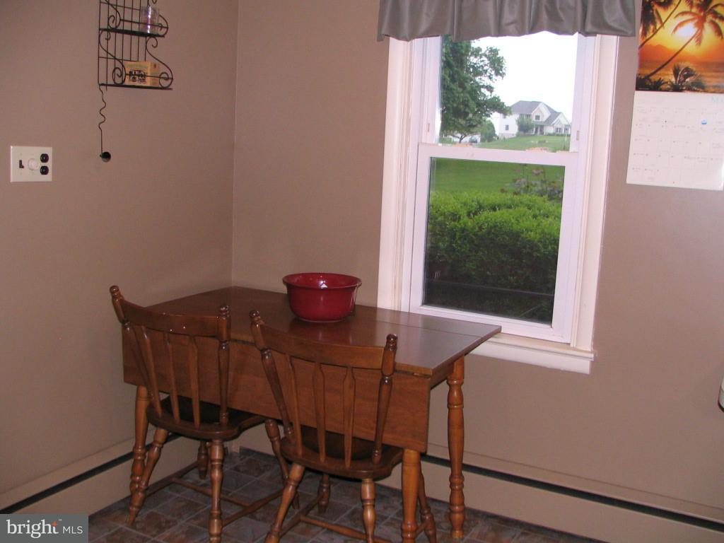 702 Prospect Road Columbia, PA 17512 - Photo 9 of 25 Gallery Image 9