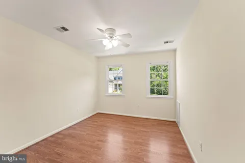 $1,285,000 | 9719 Cinnamon Creek Drive, Vienna, VA 22182