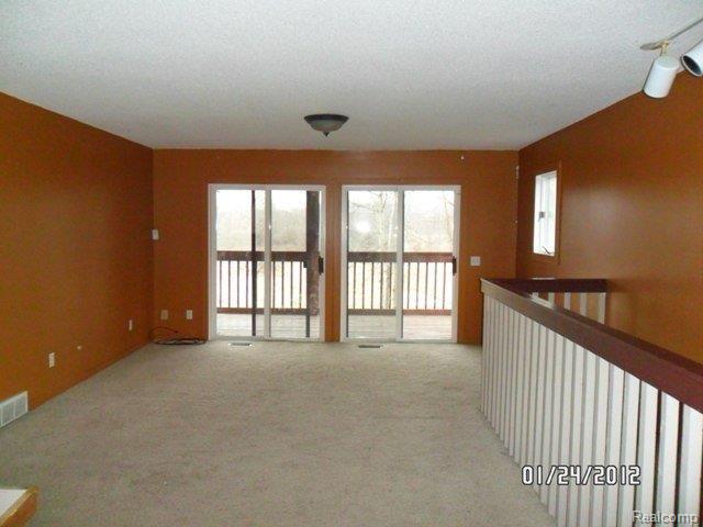 2255 Beck Road Howell, MI 48843 - Photo 6 of 12 SAM_0549.JPG