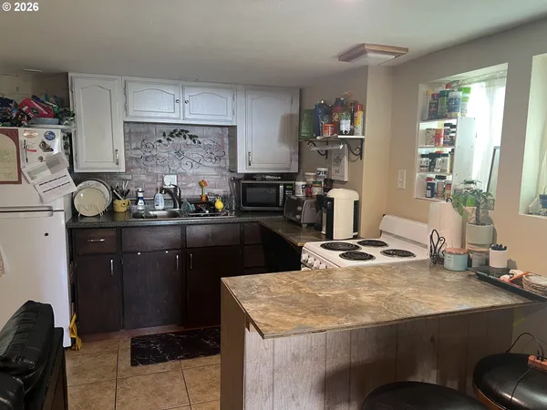 $389,000 | 209 East 10th Street, The Dalles, OR 97058