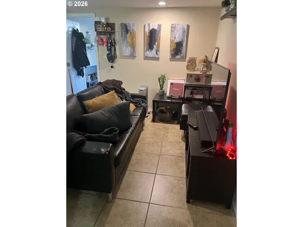 $389,000 | 209 East 10th Street, The Dalles, OR 97058