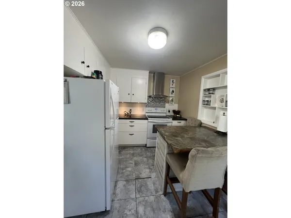 $389,000 | 209 East 10th Street, The Dalles, OR 97058