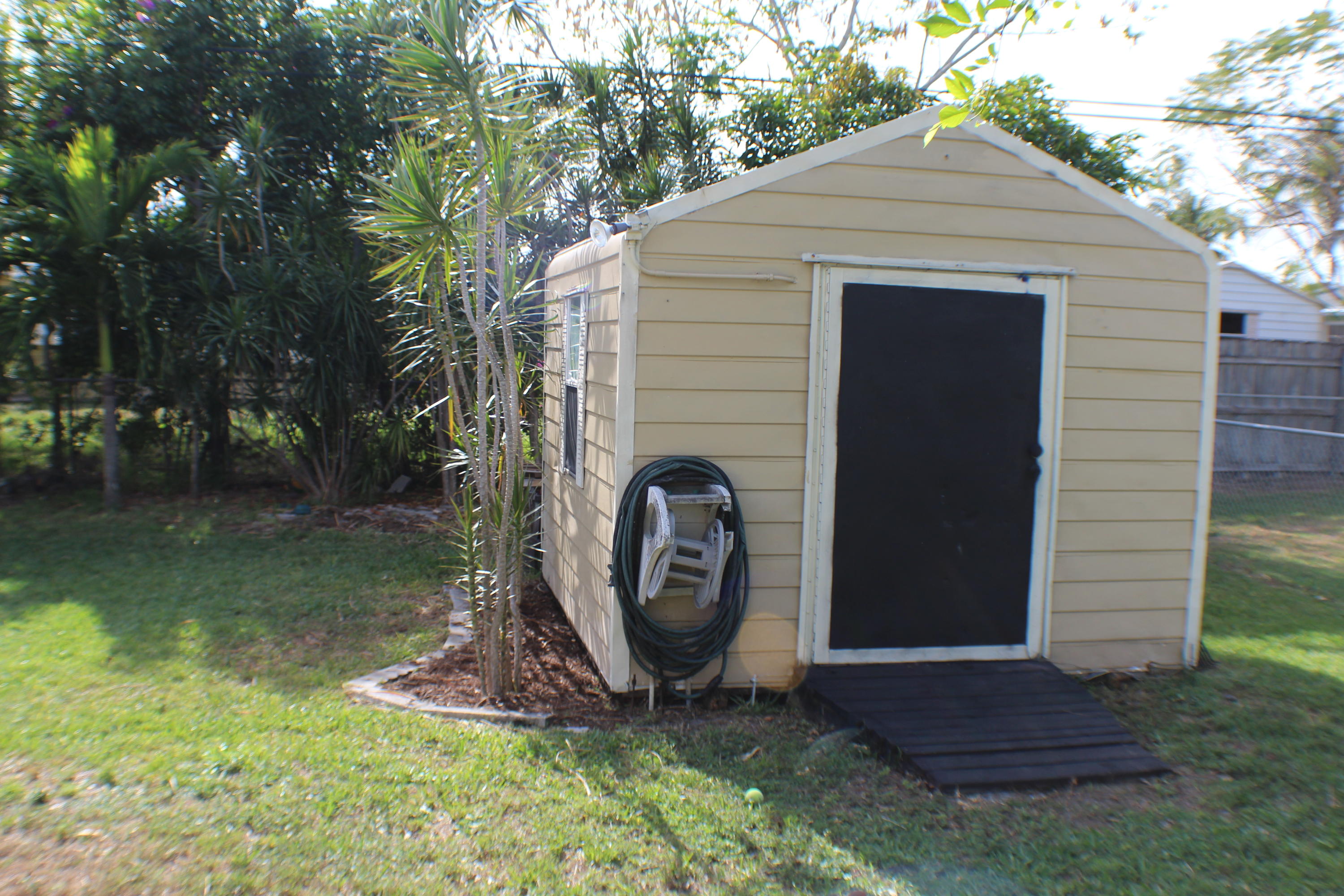 445 Gulfstream Road Palm Springs, FL 33461 - Photo 9 of 9 445 gulfstream shed