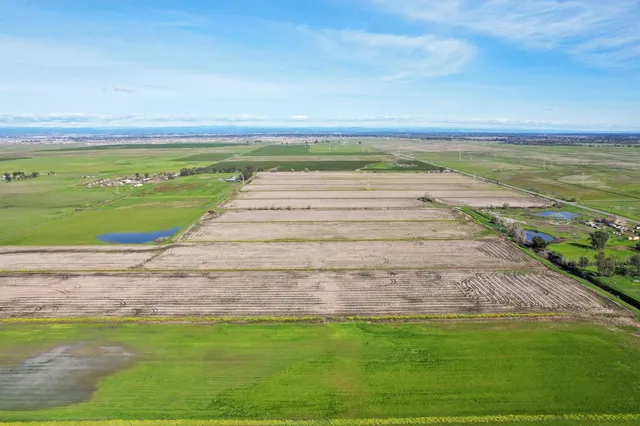 a view of an ocean beach