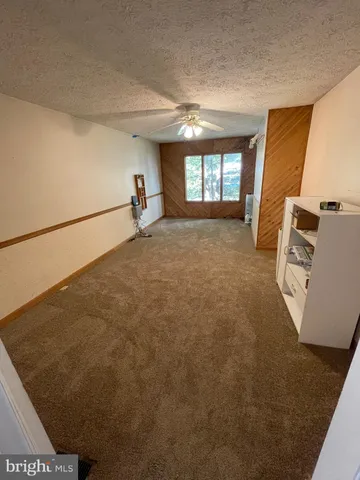 a view of an entryway of a house