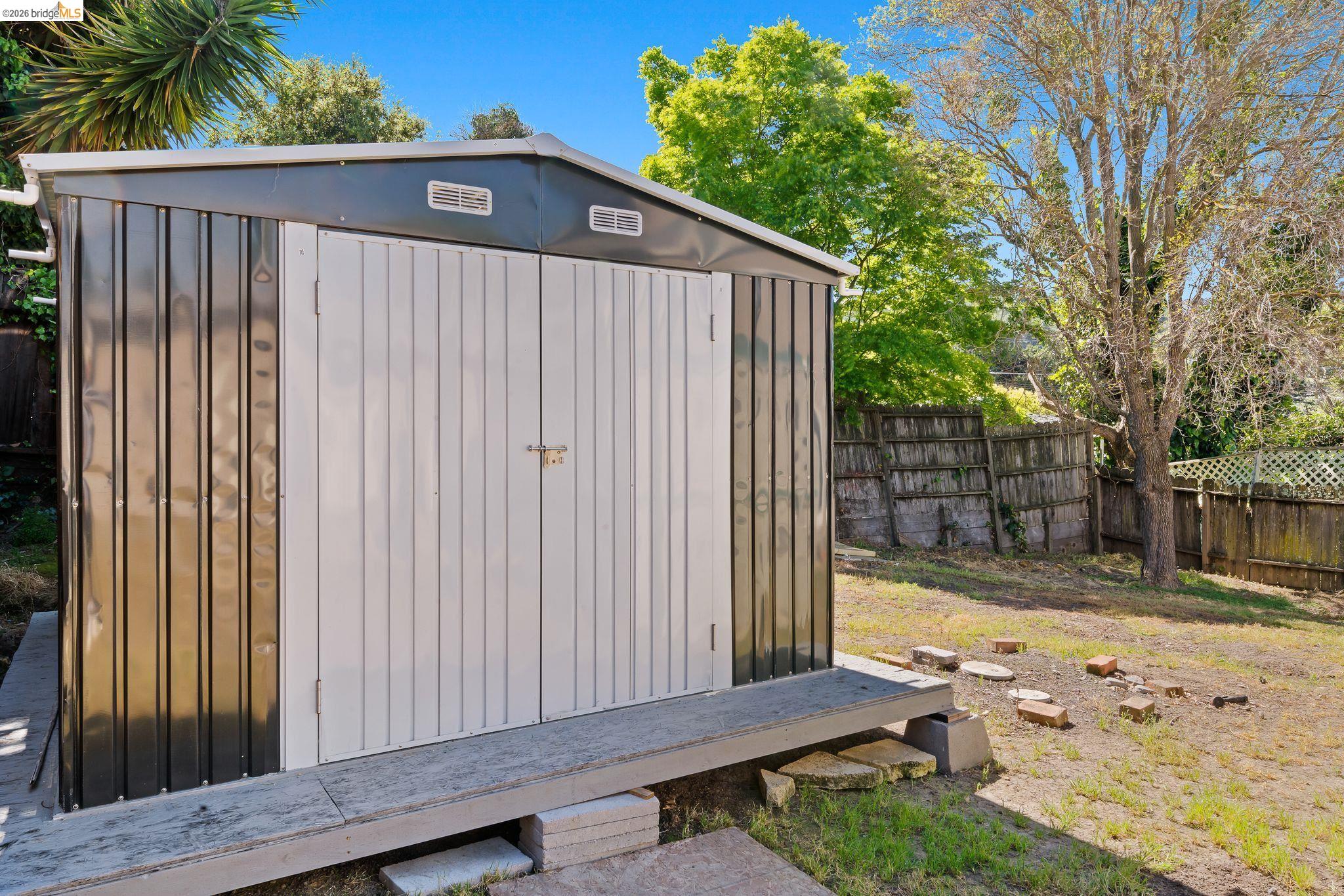 2410 Colusa Street Pinole, CA 94564 - Photo 16 of 16