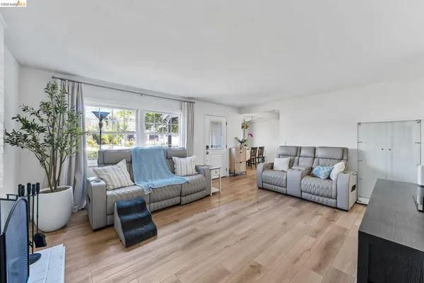 $695,000 | 2410 Colusa Street, Pinole, CA 94564