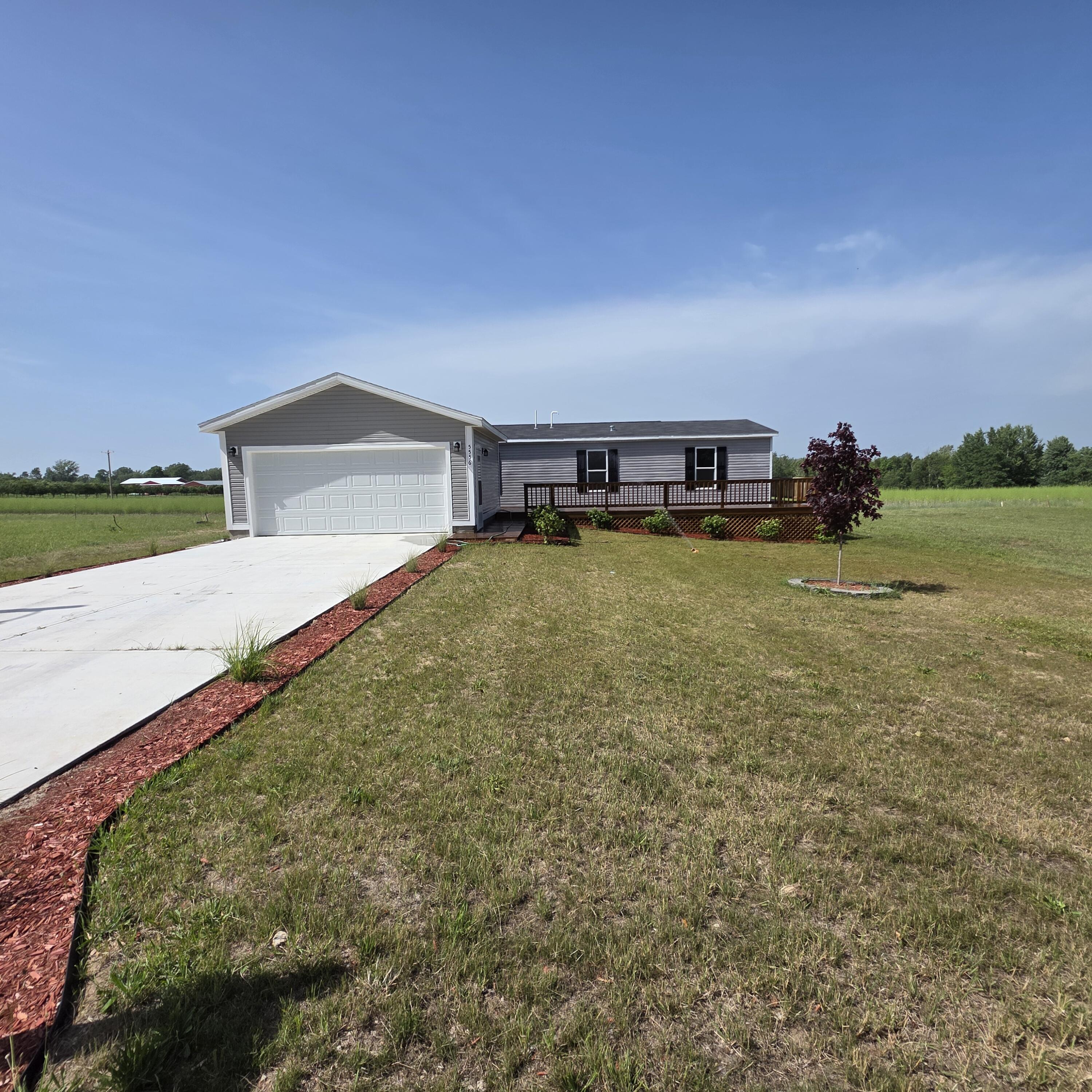 5556 West Lake Road Hart, MI 49420 - Photo 3 of 27 20260701_163030