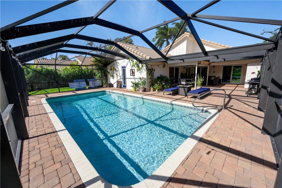 10556 Fenway Place Boca Raton, FL 33498 - Photo 22 of 30 Pool