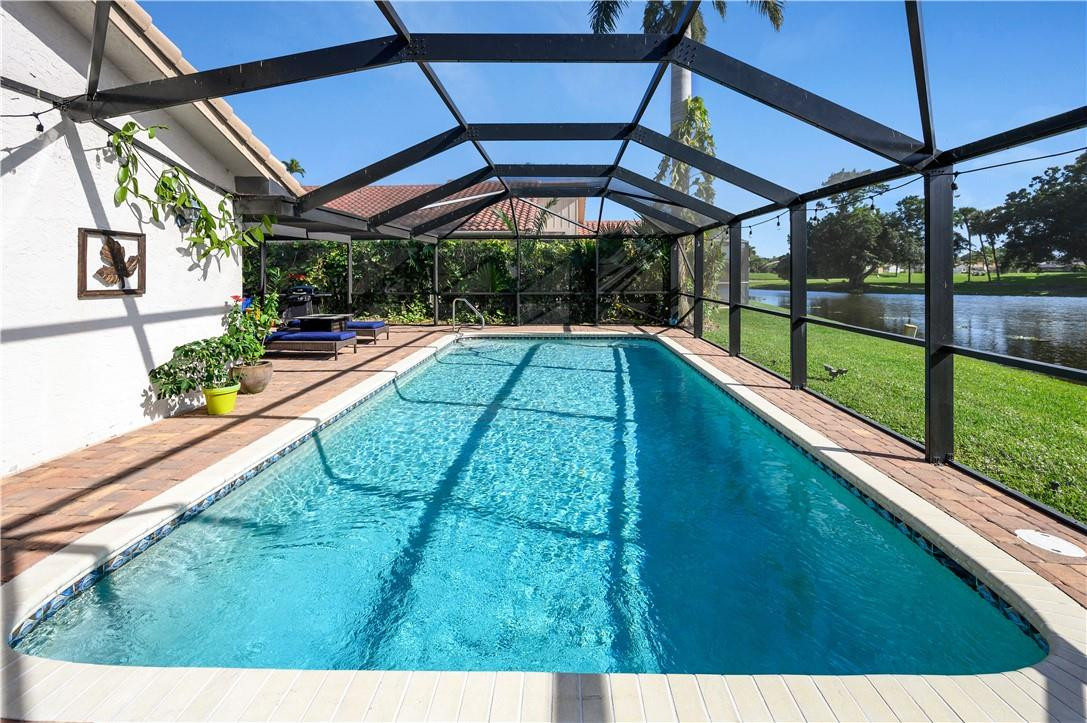 10556 Fenway Place Boca Raton, FL 33498 - Photo 23 of 30 Pool and water view