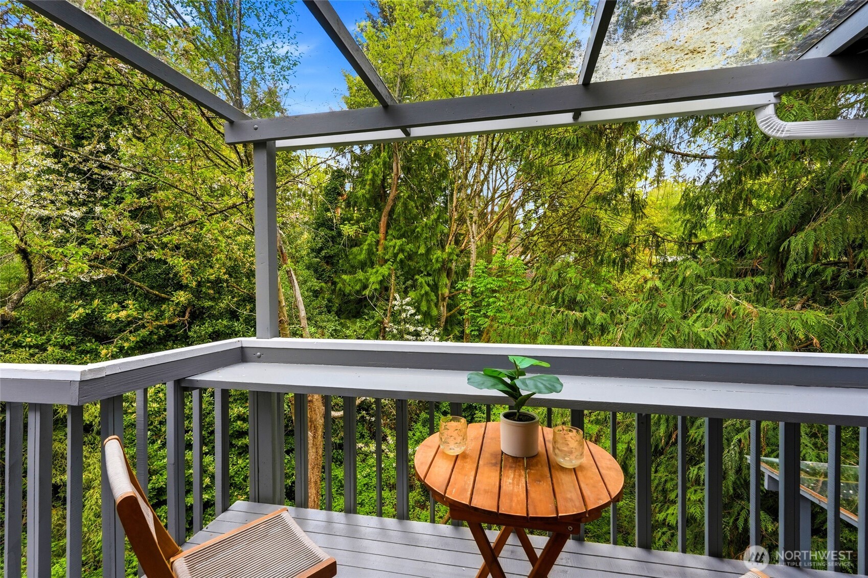 2545 Northeast 95th Street Seattle, WA 98115 - Photo 12 of 40