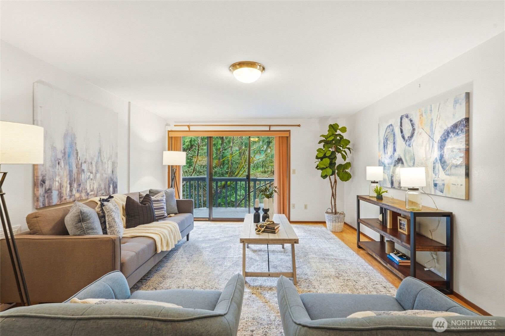 2545 Northeast 95th Street Seattle, WA 98115 - Photo 6 of 40