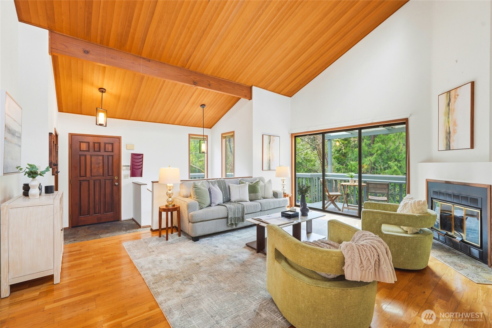 2545 Northeast 95th Street Seattle, WA 98115 - Photo 10 of 40