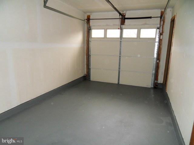 43441 Postrail Square Ashburn, VA 20147 - Photo 9 of 24 a view of a small space