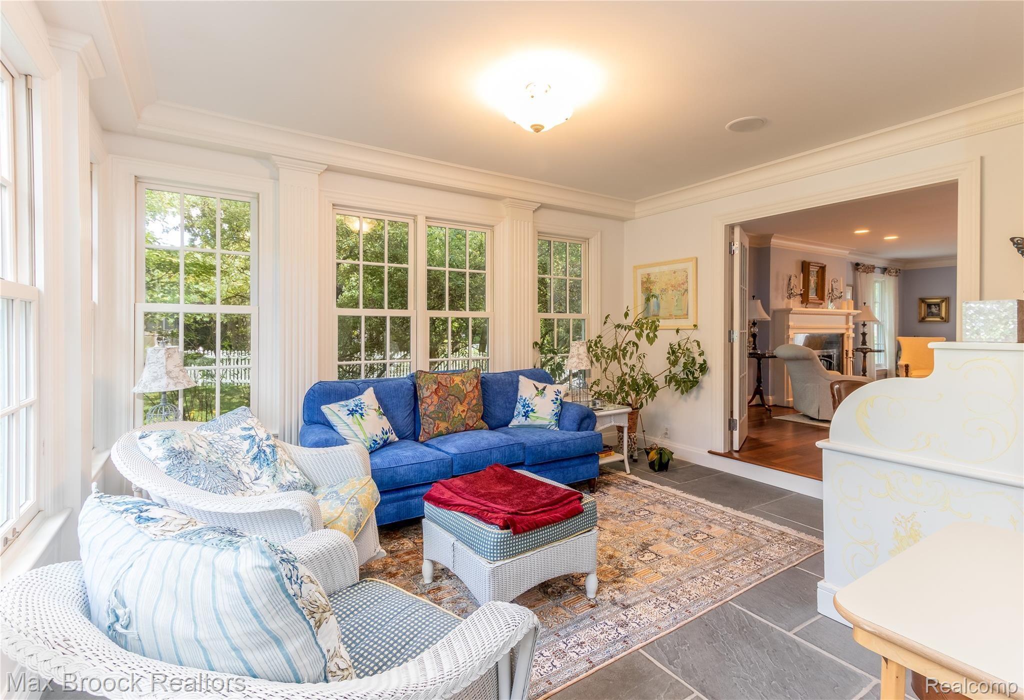 2080 Redding Road Birmingham, MI 48009 - Photo 32 of 59 Sun Room 2.jpg