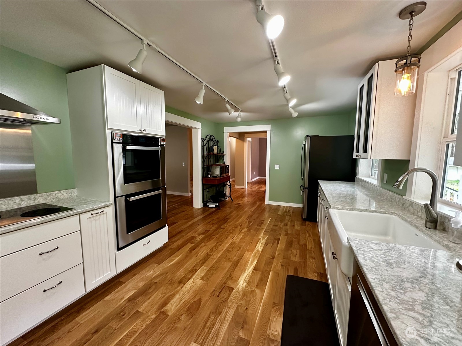 6221 Cape George Road Port Townsend, WA 98368 - Photo 8 of 40 Gallery Image 8