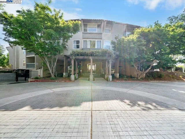 $350,000 | 1085 Murrieta Boulevard, Unit 318, Livermore, CA 94550