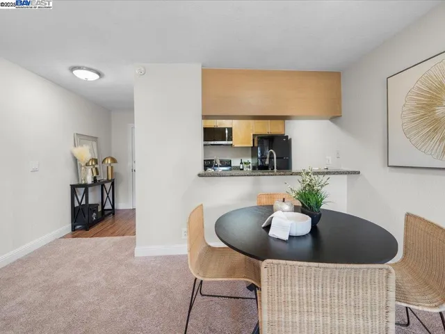 $350,000 | 1085 Murrieta Boulevard, Unit 318, Livermore, CA 94550