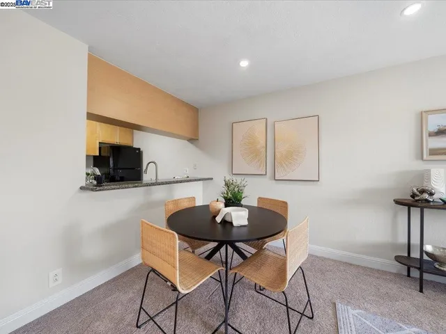 $350,000 | 1085 Murrieta Boulevard, Unit 318, Livermore, CA 94550