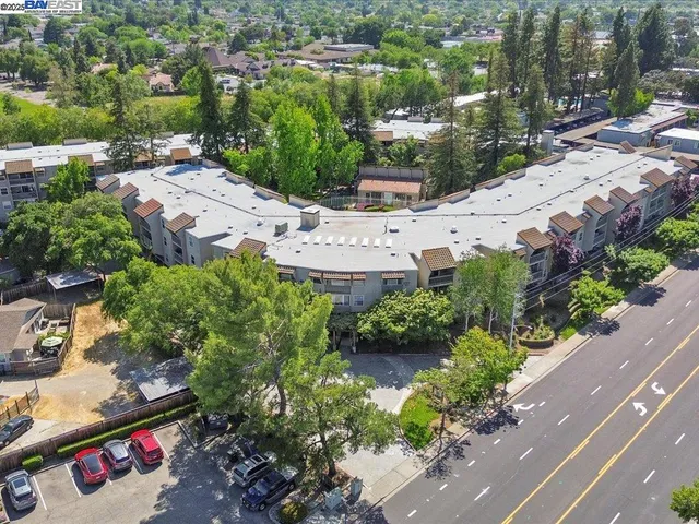 $350,000 | 1085 Murrieta Boulevard, Unit 318, Livermore, CA 94550