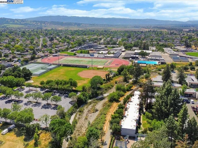 $350,000 | 1085 Murrieta Boulevard, Unit 318, Livermore, CA 94550