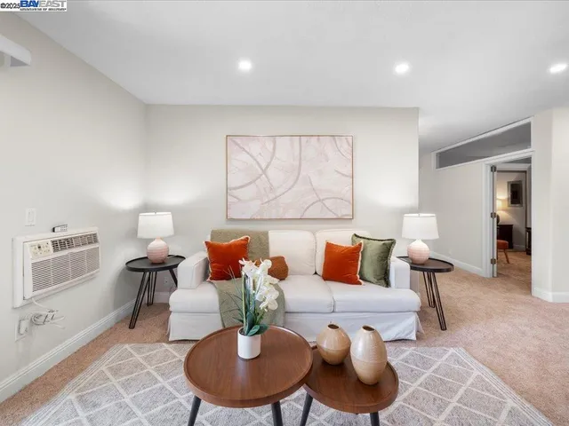 $350,000 | 1085 Murrieta Boulevard, Unit 318, Livermore, CA 94550