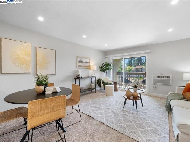 $350,000 | 1085 Murrieta Boulevard, Unit 318, Livermore, CA 94550